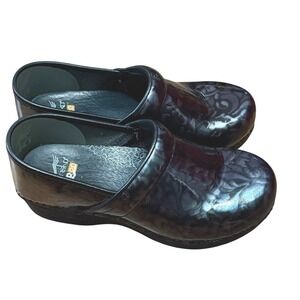 Dansko Floral Patent Leather Clogs Comfort Shoes Women's Size 39 EUR 8.5-9